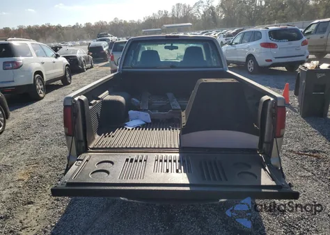 2000 Chevrolet S Truck S10 z USA, uszkodzony, nr VIN 1GCCS1950Y8255403